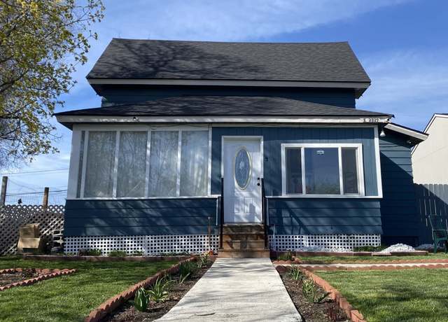 Property at 2327 E Longfellow Ave, Spokane, WA 99207, 4 beds, 2 baths