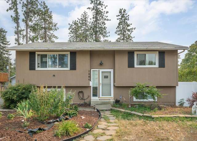 Property at 1404 E 35th Ave, Spokane, WA 99203, 4 beds, 2 baths