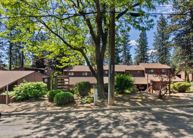 Property at 2102 E 30th Ave #2102, Spokane, WA 99203, 2 beds, 3 baths