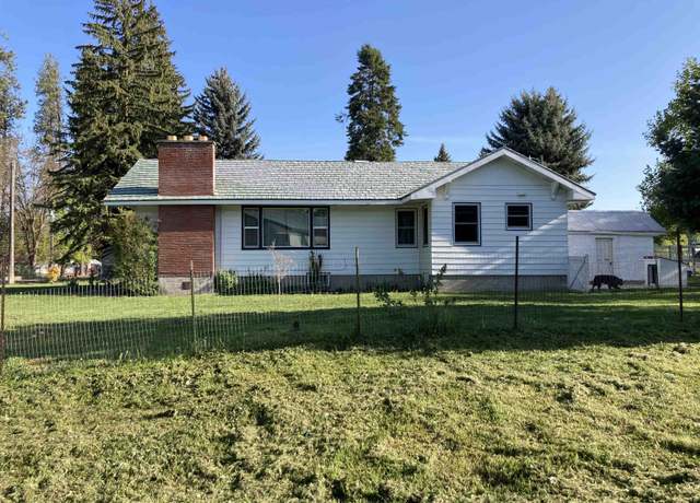 Property at 604 N 3rd St St E, Chewelah, WA 99109, 4 beds, 2 baths