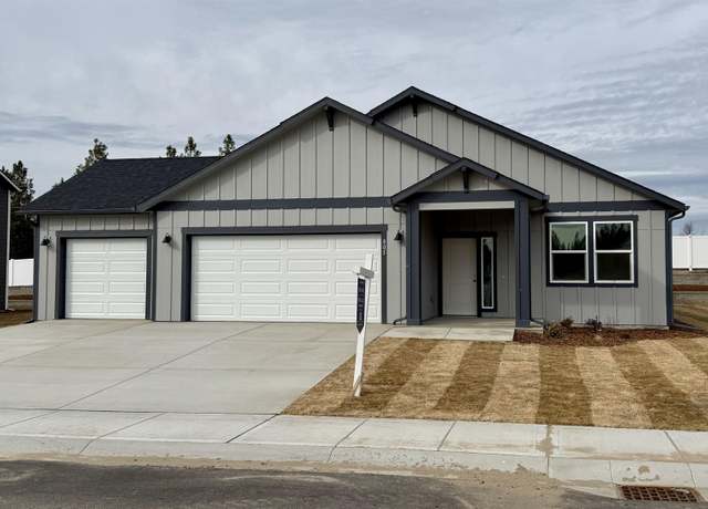 Property at 805 E 5th St, Deer Park, WA 99006, 4 beds, 1.75 baths