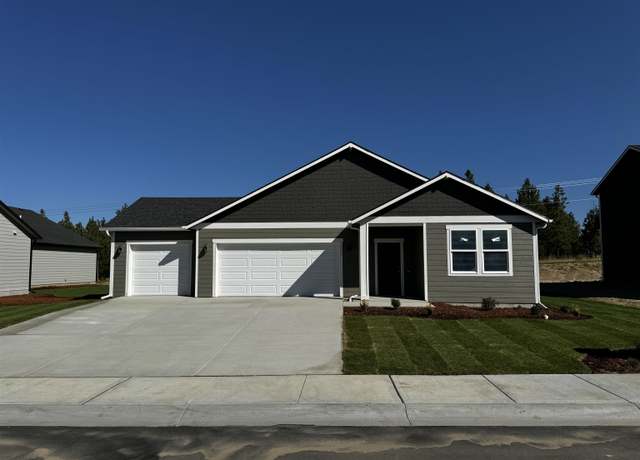 Property at 711 E 5th St, Deer Park, WA 99006, 3 beds, 1.75 baths
