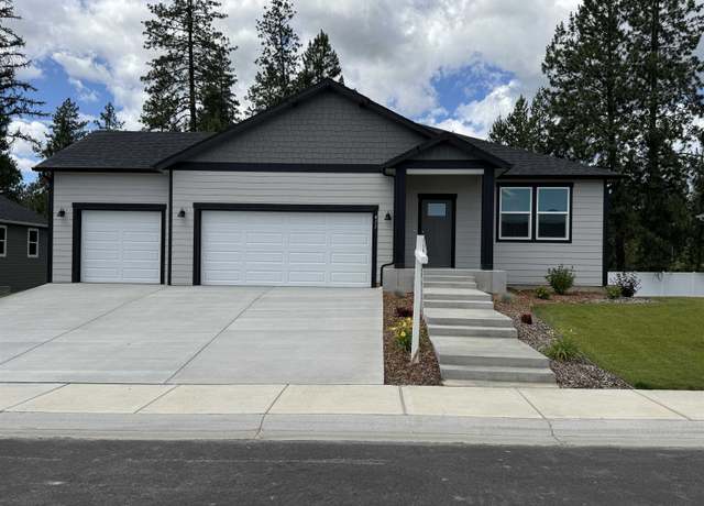 Property at 411 N Arcadia Ave, Deer Park, WA 99006, 3 beds, 1.75 baths