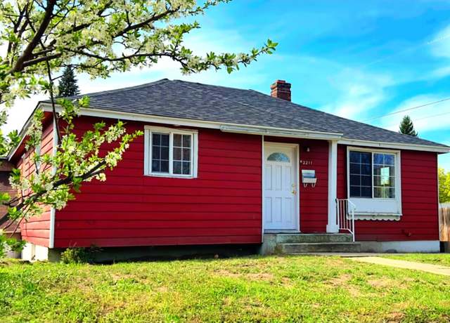 Property at 2211 W Rowan Ave, Spokane, WA 99205, 3 beds, 2 baths