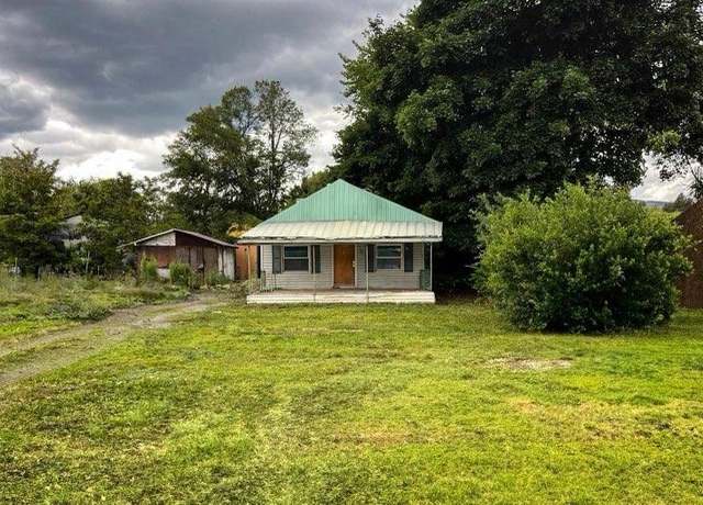 Property at 530 Kalmia St, Kettle Falls, WA 99141, 2 beds, 1 bath