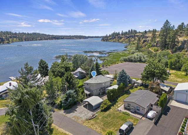Property at 19124 W Bunker Rd, Cheney, WA 99004, 3 beds, 2 baths