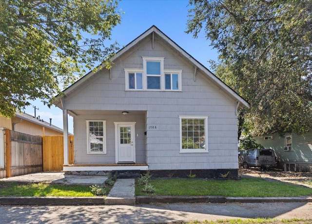 Property at 1708 E Mallon Ave, Spokane, WA 99212, 2 beds, 2 baths