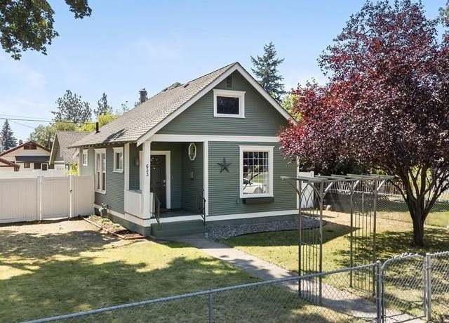 Property at 633 W Providence Ave, Spokane, WA 99205, 2 beds, 1 bath