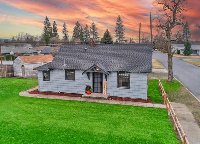 Property at 2337 W Kiernan Ave, Spokane, WA 99205, 2 beds, 1 bath