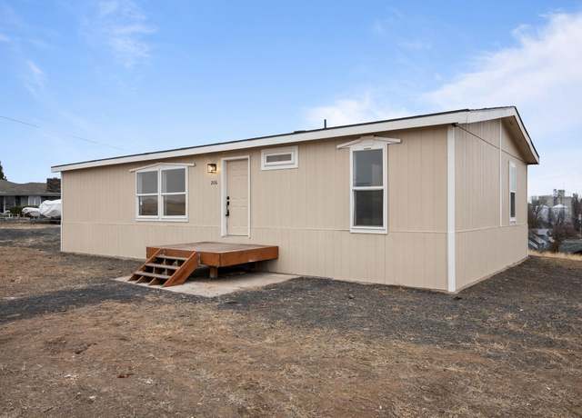 Property at 206 NW Dellah Ave, Wilbur, WA 99185, 3 beds, 2 baths