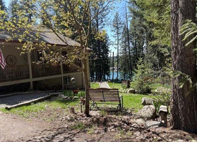 Property at 9306 E Lake Rd, Elk, WA 99009, 2 beds, 2 baths