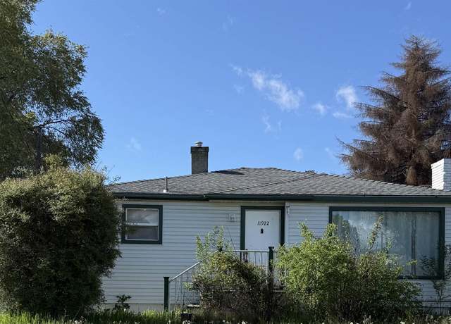 Property at 11922 E 3rd Ave, Spokane Valley, WA 99206, 2 beds, 2 baths