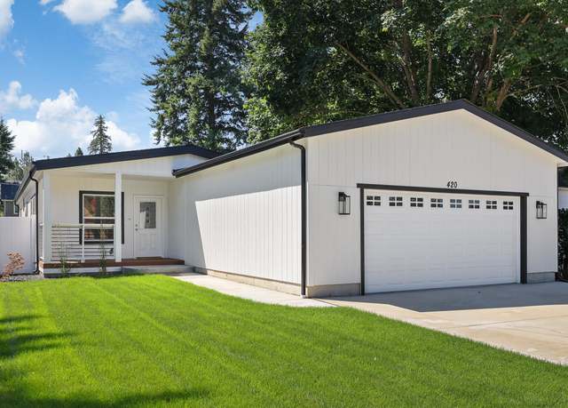 Property at 420 E D St, Deer Park, WA 99006, 3 beds, 2 baths