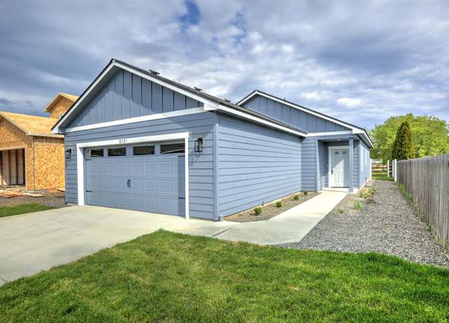 Property at 18523 E Michielli Ln, Spokane Valley, WA 99016, 2 beds, 2 baths
