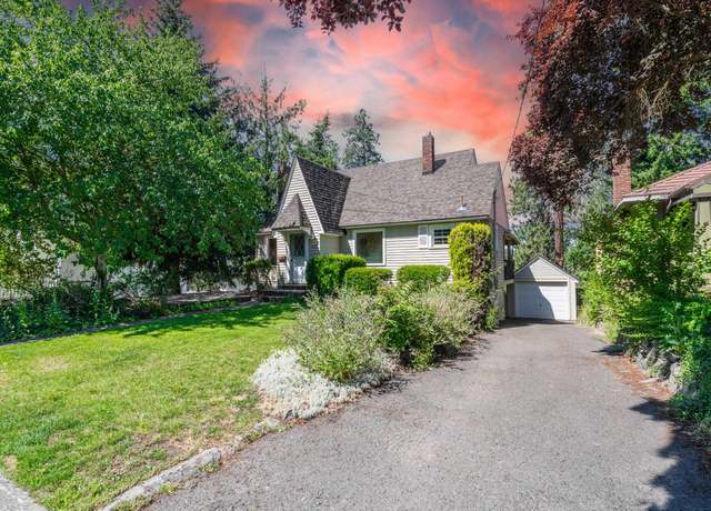 Property at 1624 S Maple Blvd, Spokane, WA 99203, 3 beds, 2 baths
