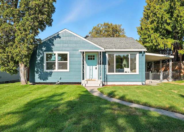 Property at 5111 N Elgin St, Spokane, WA 99205, 3 beds, 2 baths