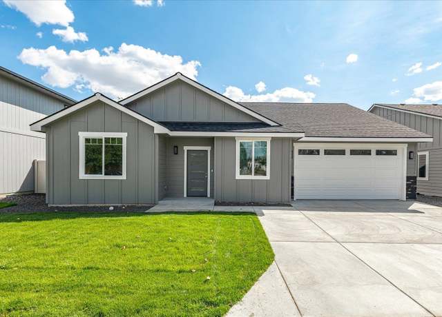 Property at 2021 W Walker Ave, Spokane, WA 99208, 4 beds, 2 baths