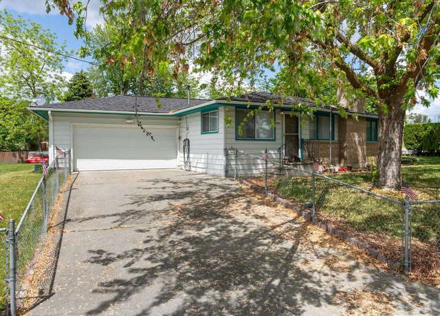 Property at 10621 E Springfield Ave, Spokane Valley, WA 99206, 5 beds, 4 baths