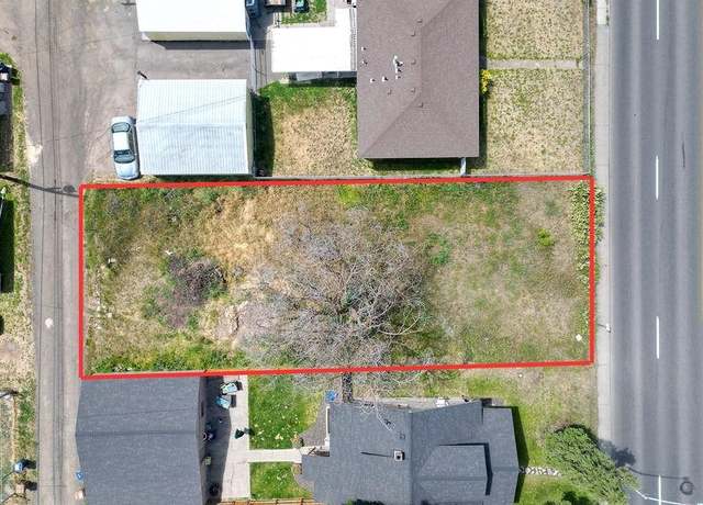 Property at 1818 E Francis Ave, Spokane, WA 99208