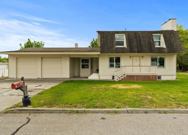 Property at 13704 E Heroy Ave, Spokane Valley, WA 99216, 5 beds, 3 baths