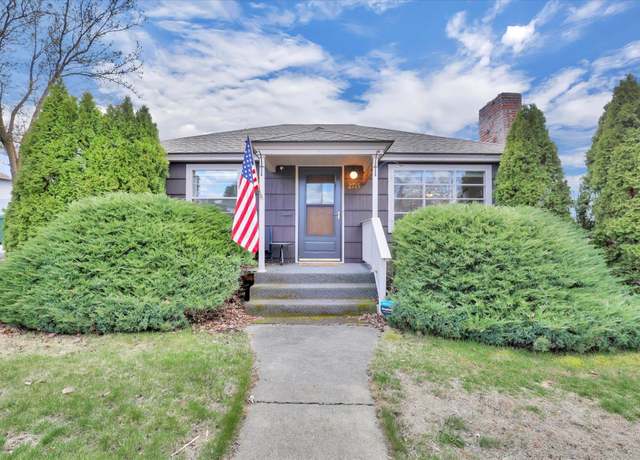 Property at 2715 W Longfellow Ave, Spokane, WA 99205, 3 beds, 1 bath