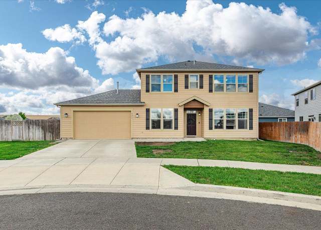 Property at 9011 W Silver St, Cheney, WA 99004, 3 beds, 3 baths