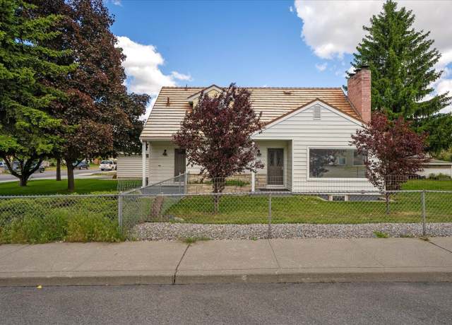 Property at 11707 E Broadway Ave, Spokane, WA 99206, 4 beds, 3 baths