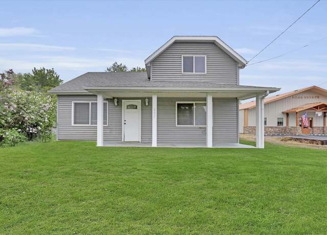 Property at 807 N Main Ave, Colfax, WA 99111, 3 beds, 2 baths