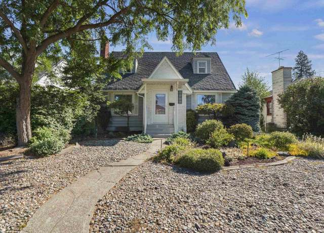 Property at 3110 N Sheridan Ct, Spokane, WA 99205, 3 beds, 2 baths