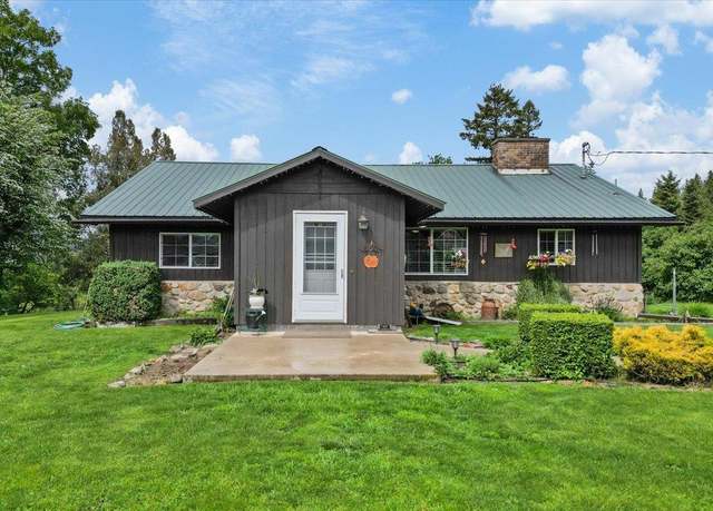 Property at 3720 E Bridges Rd, Elk, WA 99009, 3 beds, 2 baths