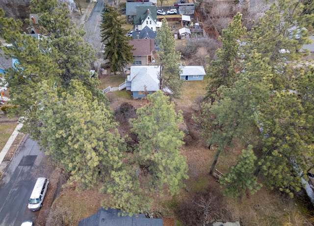 Property at 928 E 10th Ave, Spokane, WA 99202