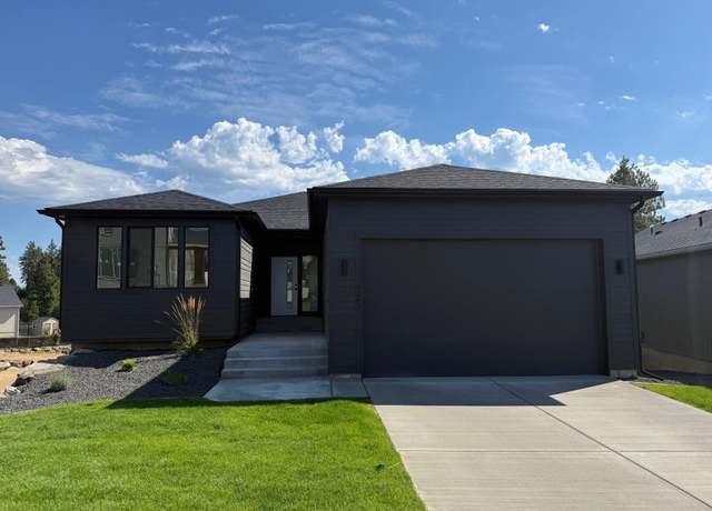 Property at 3203 S Custer Ln, Spokane, WA 99223, 3 beds, 3 baths