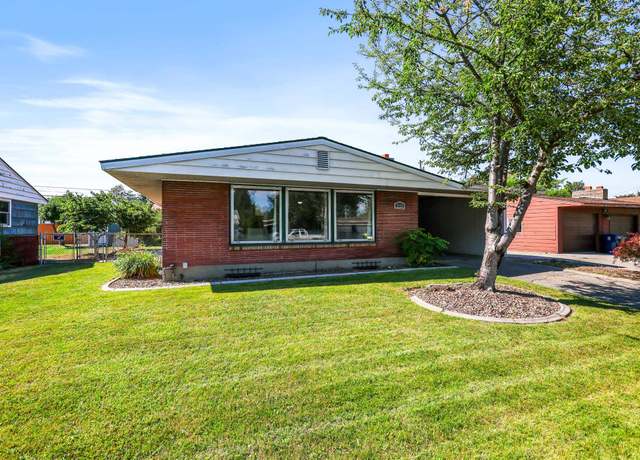 Property at 3123 W Bismark Ave, Spokane, WA 99205, 3 beds, 2 baths