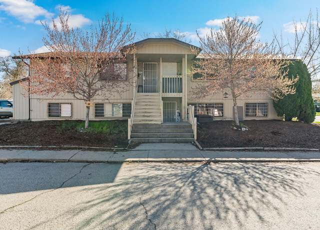 Property at 2028 W Broadway Ave, Spokane, WA 99201, 8 beds, 4 baths