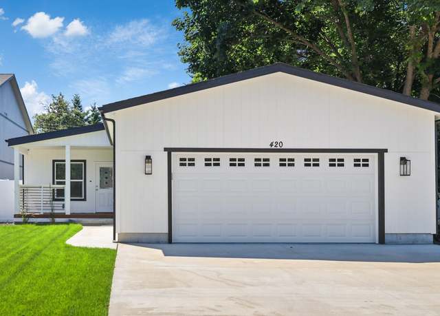 Property at 420 E D St, Deer Park, WA 99006, 3 beds, 2 baths