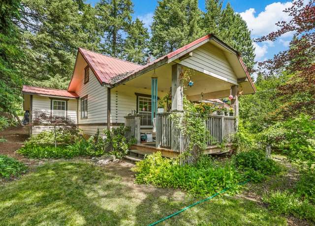 Property at 11 E Camden Rd, Elk, WA 99009, 2 beds, 1 bath
