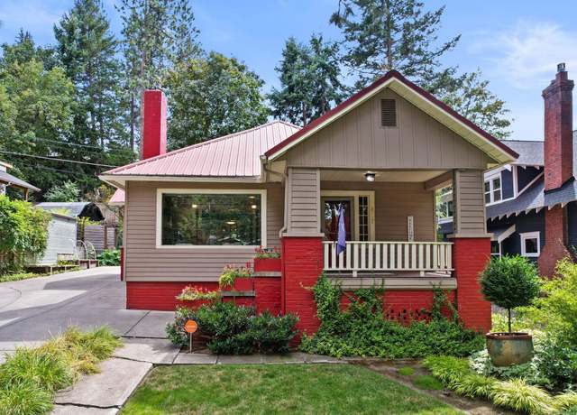 Property at 437 W Shoshone Pl, Spokane, WA 99203, 3 beds, 2 baths