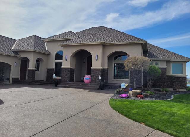 Property at 8712 Dune Lake Rd, Moses Lake, WA 98837, 2 beds, 4 baths