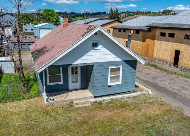 Property at 10807 E Trent Ave, Spokane Valley, WA 99206, 2 beds, 1 bath