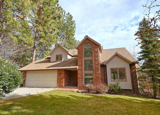 Property at 7914 E Columbia Dr, Spokane Valley, WA 99212, 6 beds, 4 baths