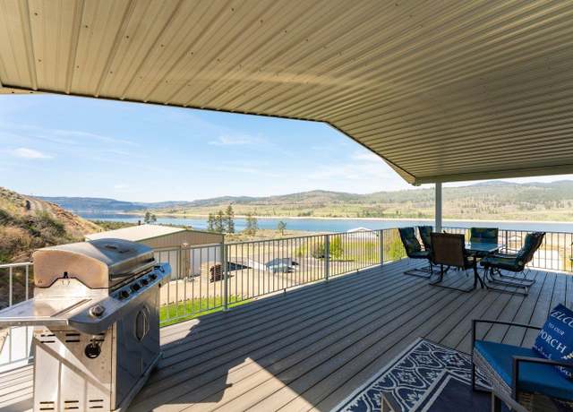 Property at 42100 Deer Meadows Rd N, Deer Meadows, WA 99122, 2 beds, 3 baths
