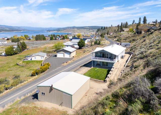 Property at 42100 Deer Meadows Rd N, Deer Meadows, WA 99122, 2 beds, 3 baths
