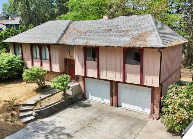 Property at 8411 N Colton St, Spokane, WA 99208, 4 beds, 3 baths