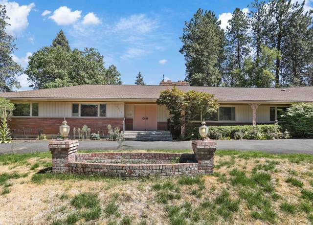 Property at 4511 S Hogan St, Spokane, WA 99223, 5 beds, 4 baths