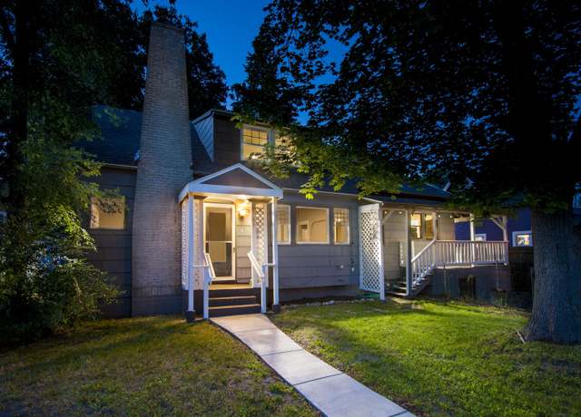 Property at 17 E 30th Ave, Spokane, WA 99203, 3 beds, 2 baths