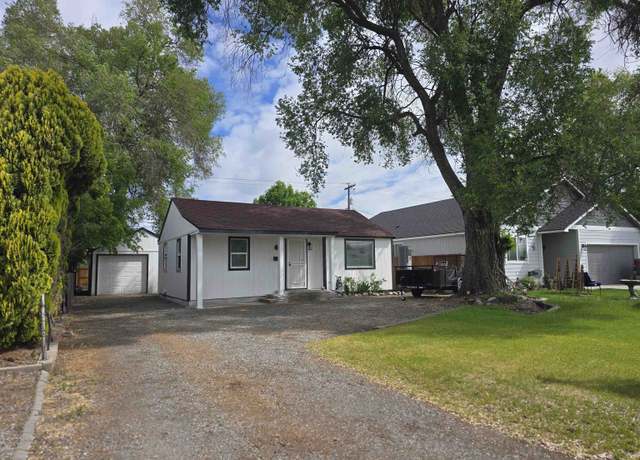 Property at 3019 E Augusta Ave, Spokane, WA 99207, 2 beds, 1 bath