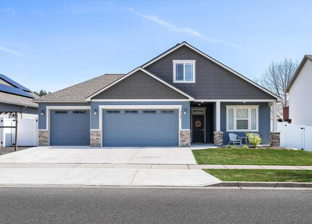 Property at 5102 N Willow Rd, Spokane, WA 99206, 4 beds, 3 baths