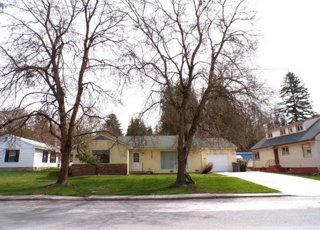 Property at 350 N Cedar St, Colville, WA 99114, 3 beds, 2 baths