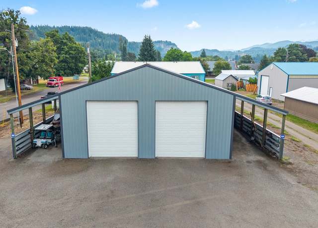 Property at 203 Pend Oreille St, Metaline, WA 99152