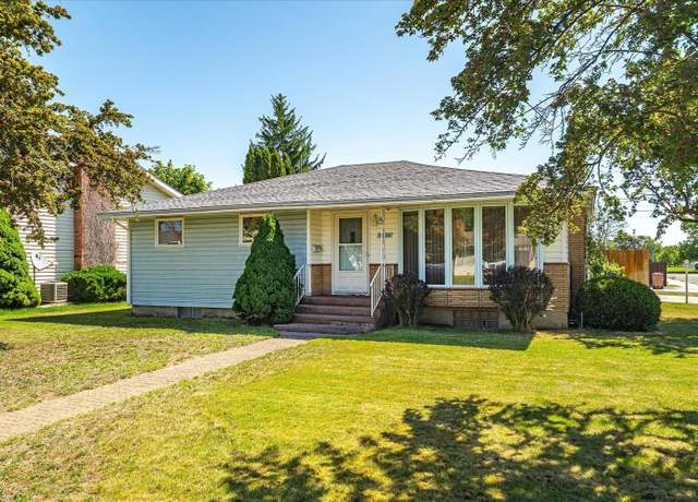 Property at 5304 N Washington St, Spokane, WA 99205, 5 beds, 3 baths
